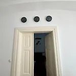 Ultimate Apartment - Private Courtyard - Netflix *