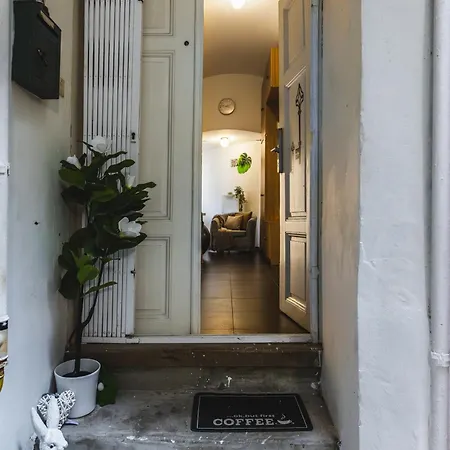 Ultimate - Private Courtyard - Netflix Apartmán