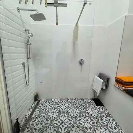 Ultimate - Private Courtyard - Netflix Appartement Prague