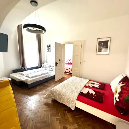 Ultimate - Private Courtyard - Netflix Appartement *