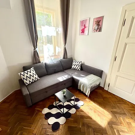 Ultimate - Private Courtyard - Netflix Appartement